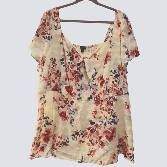 Torrid, Fit and Flare Textured Chiffon Top, Short Sleeve, Lined, Women's size 5 - Picture 2 of 4